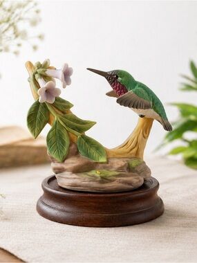 Vintage Andrea By Sadek Hand Painted Black Chinned Hummingbird Figurine 9615